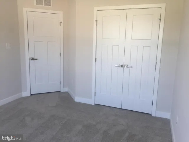 $3,300 | 735 Stonehouse Way, Hockessin, DE 19707