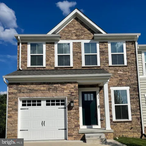 $3,300 | 735 Stonehouse Way, Hockessin, DE 19707