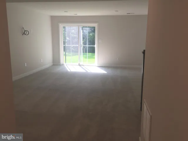 $3,300 | 735 Stonehouse Way, Hockessin, DE 19707