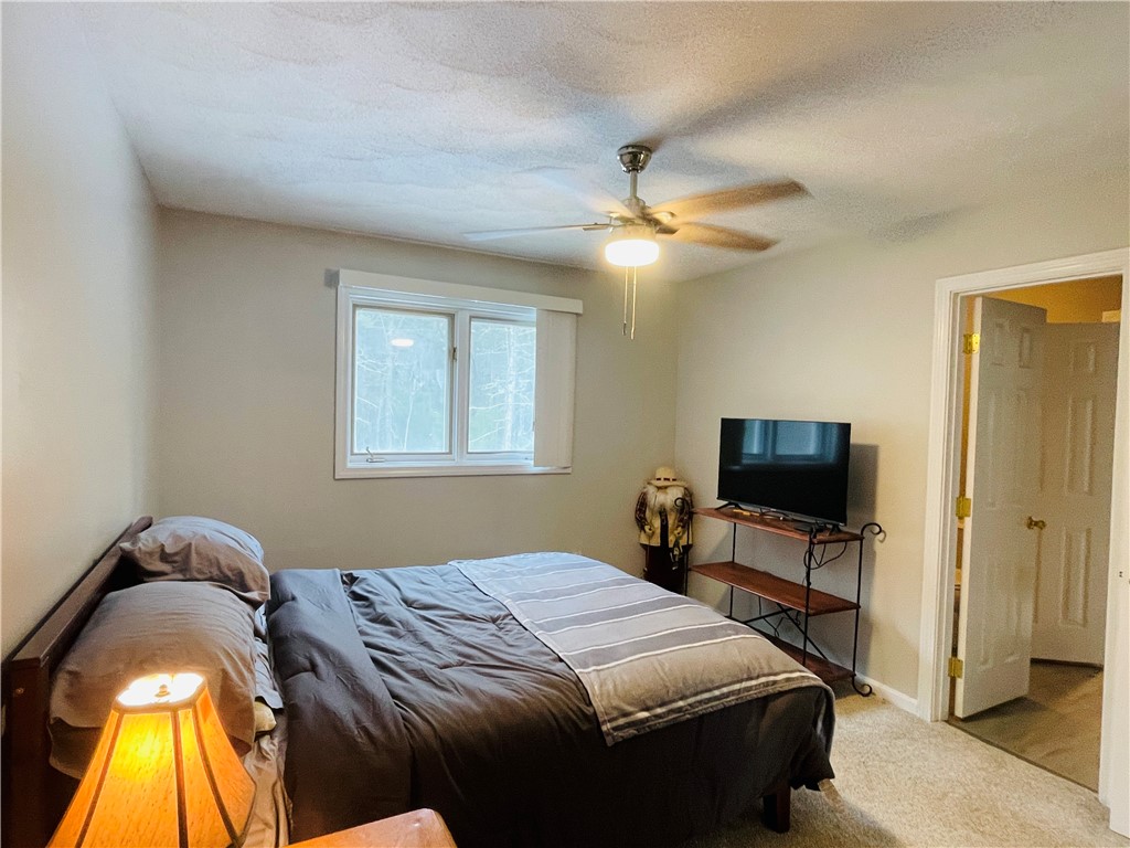 290 Mile Road Coventry, RI 02816 - Photo 25 of 38