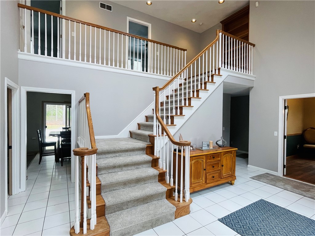 290 Mile Road Coventry, RI 02816 - Photo 4 of 38