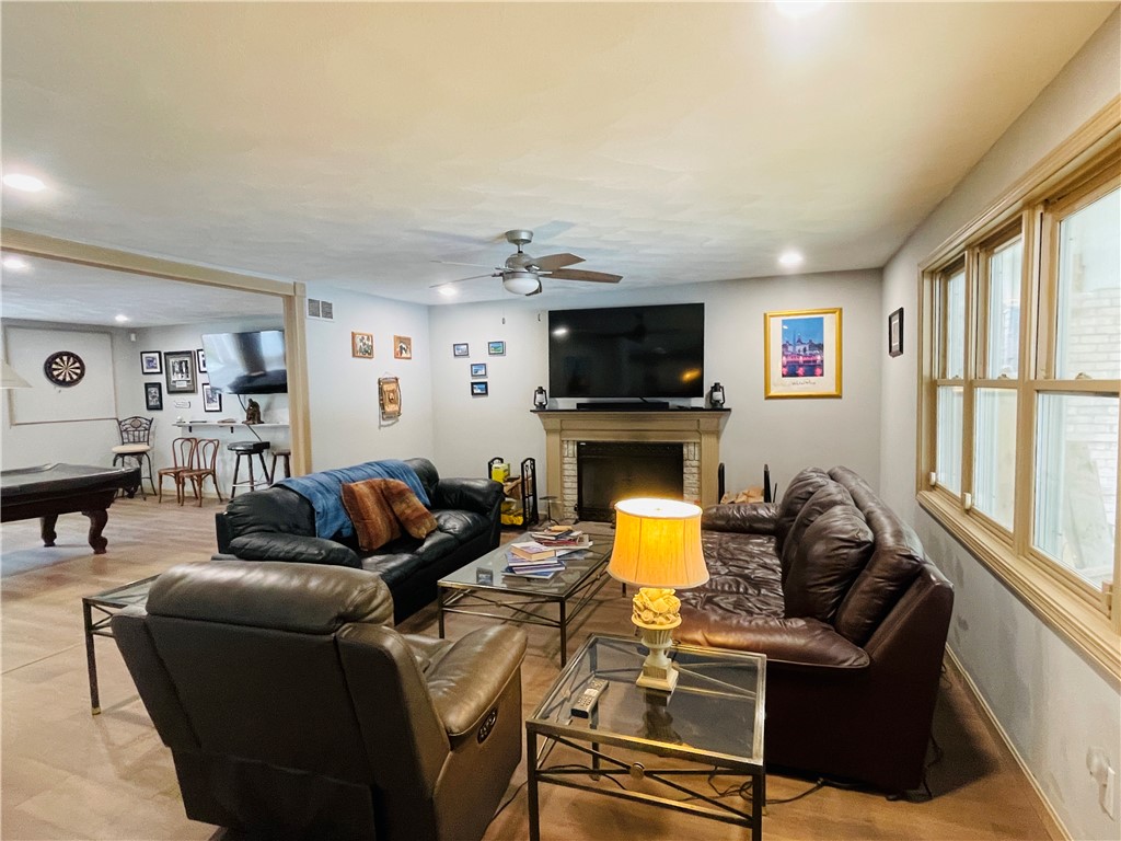 290 Mile Road Coventry, RI 02816 - Photo 9 of 38