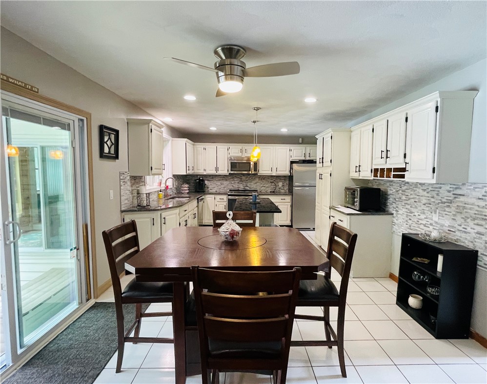 290 Mile Road Coventry, RI 02816 - Photo 10 of 38