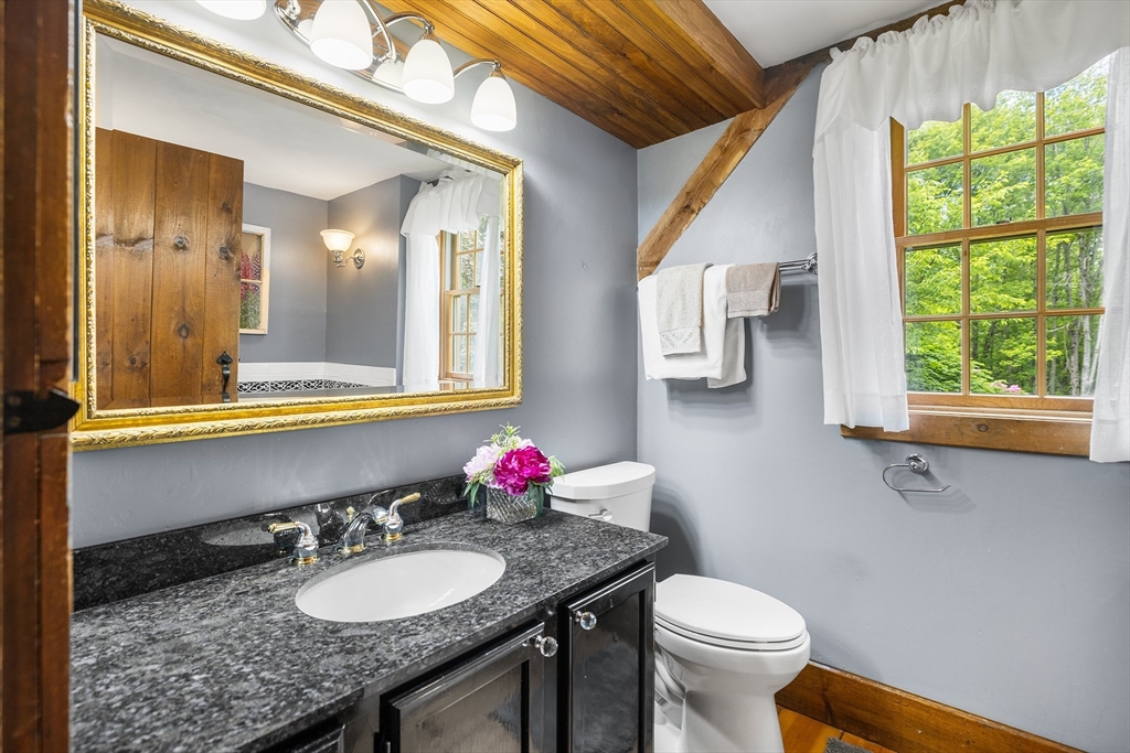 309 Mendon Road Sutton, MA 01590 - Photo 16 of 34