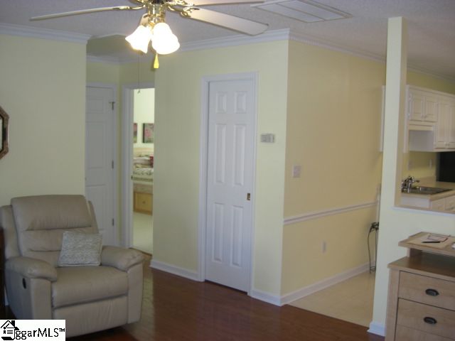 419 East Butler Road, Unit 30 Mauldin, SC 29662 - Photo 4 of 14 Gallery Image 4