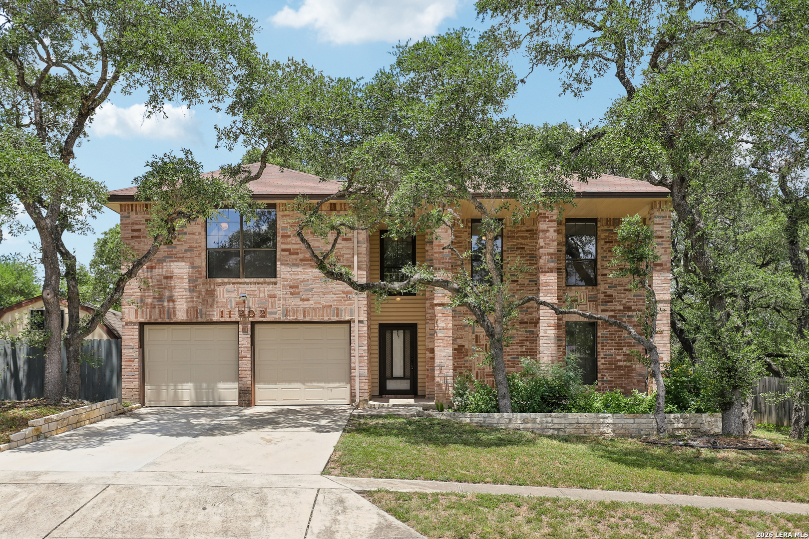 11202 Forest Shower Live Oak, TX 78233 - Photo 2 of 34