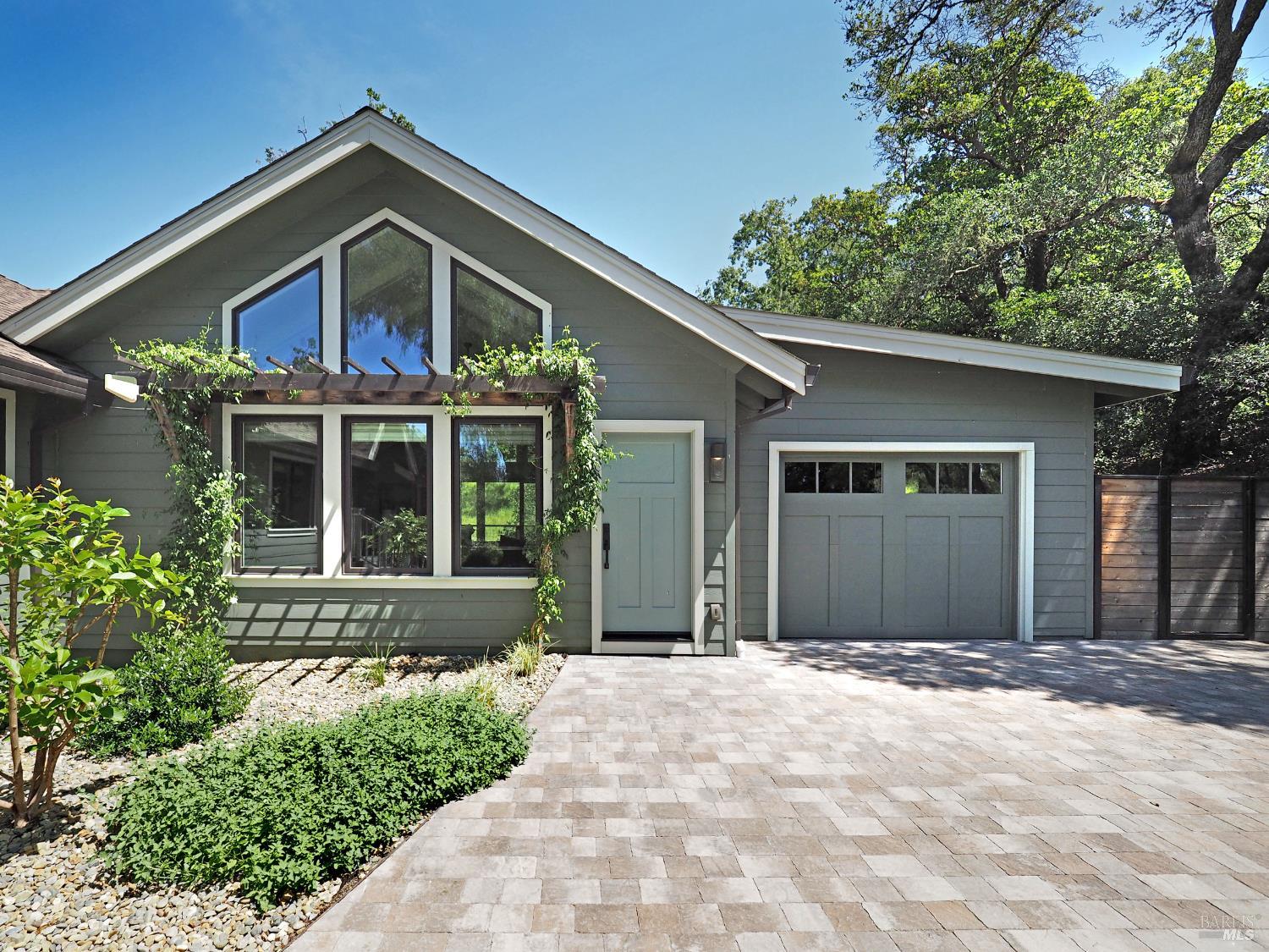 1575 Fox Ridge Road Geyserville, CA 95441 - Photo 6 of 57 Separate entry to this fabulous Great Room