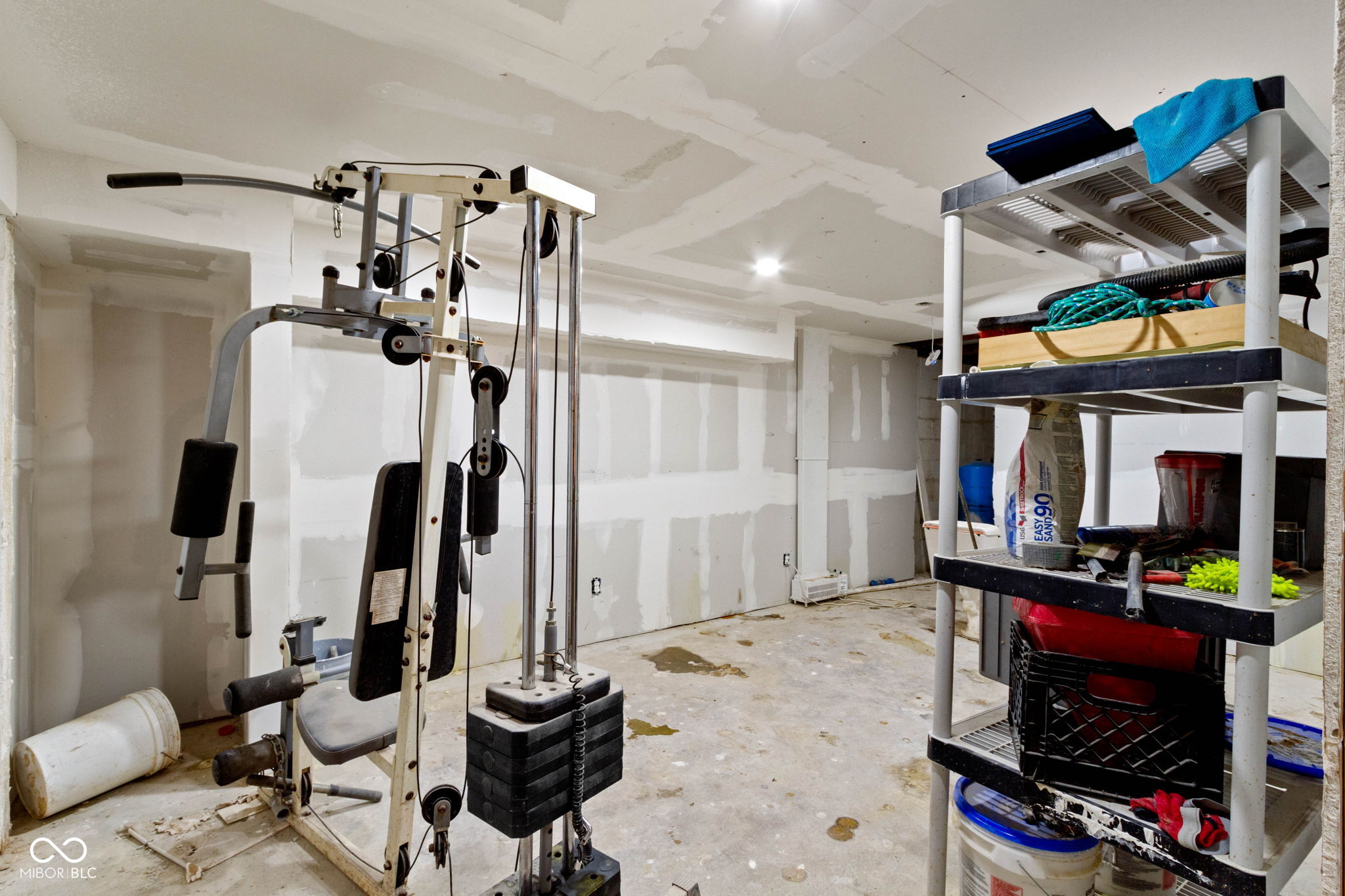 6270 Clydes Road Indianapolis, IN 46268 - Photo 28 of 35