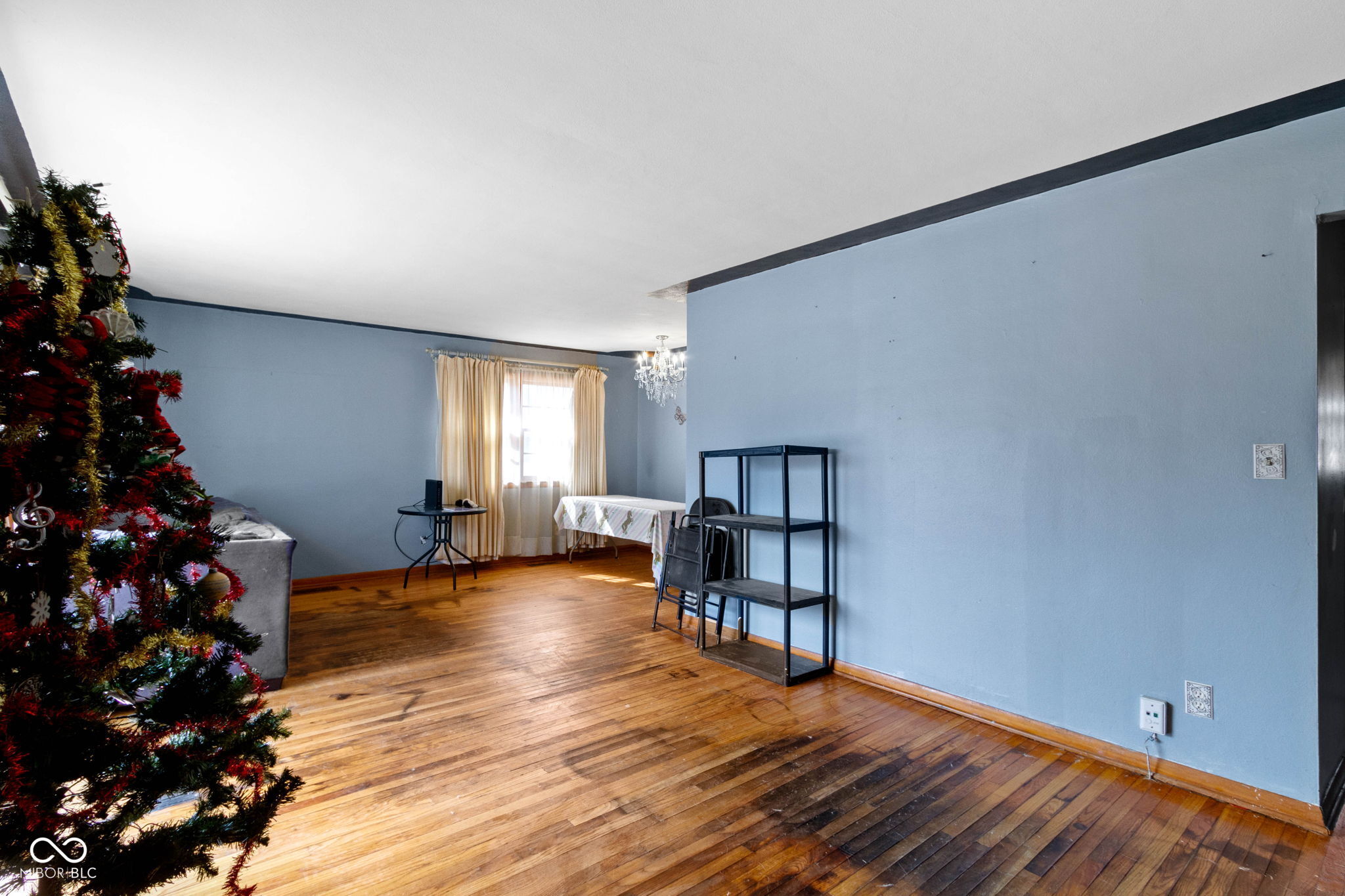 6270 Clydes Road Indianapolis, IN 46268 - Photo 7 of 35