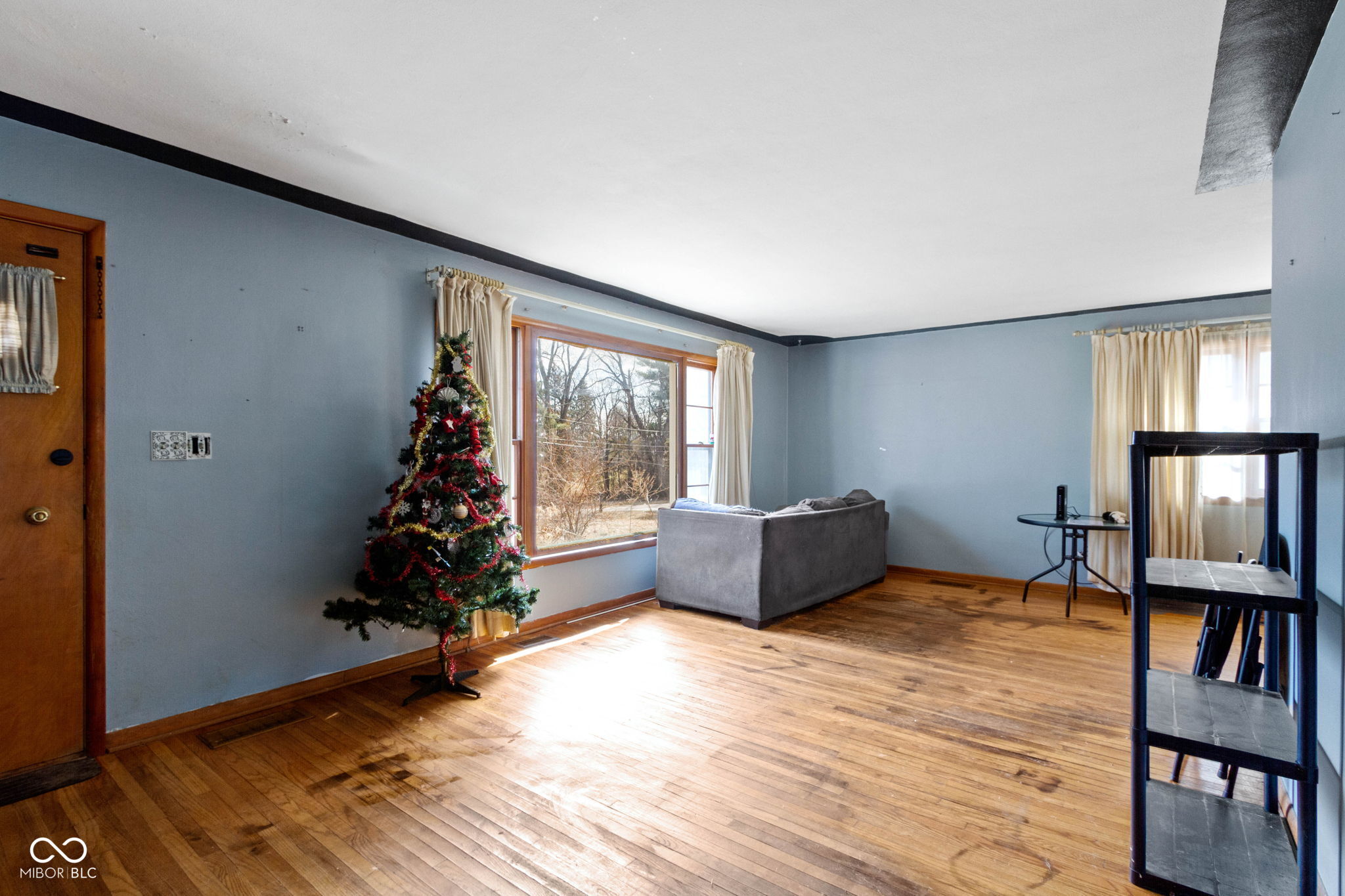 6270 Clydes Road Indianapolis, IN 46268 - Photo 8 of 35