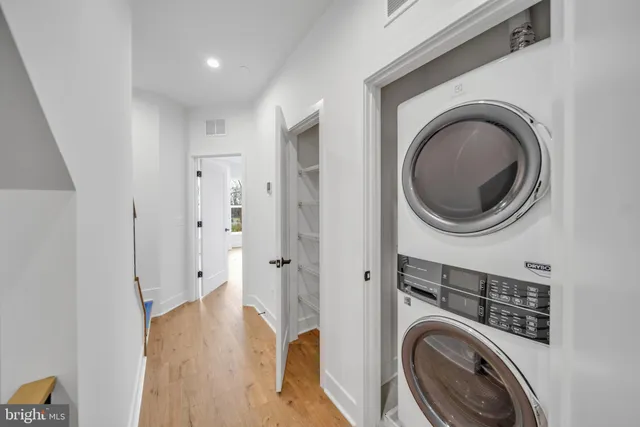 $1,824,900 | 5420 Goshawk Alley, Bethesda, MD 20816