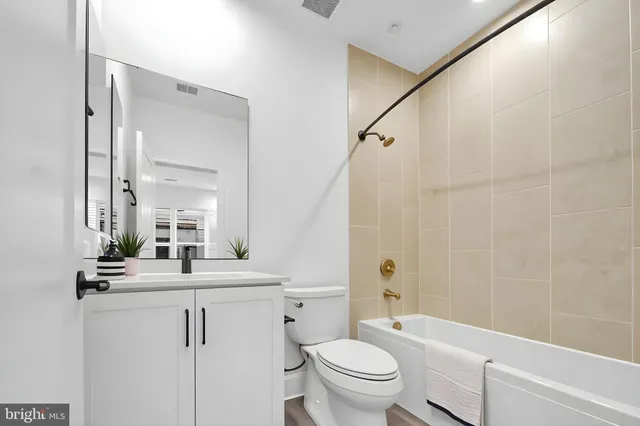 $1,824,900 | 5420 Goshawk Alley, Bethesda, MD 20816