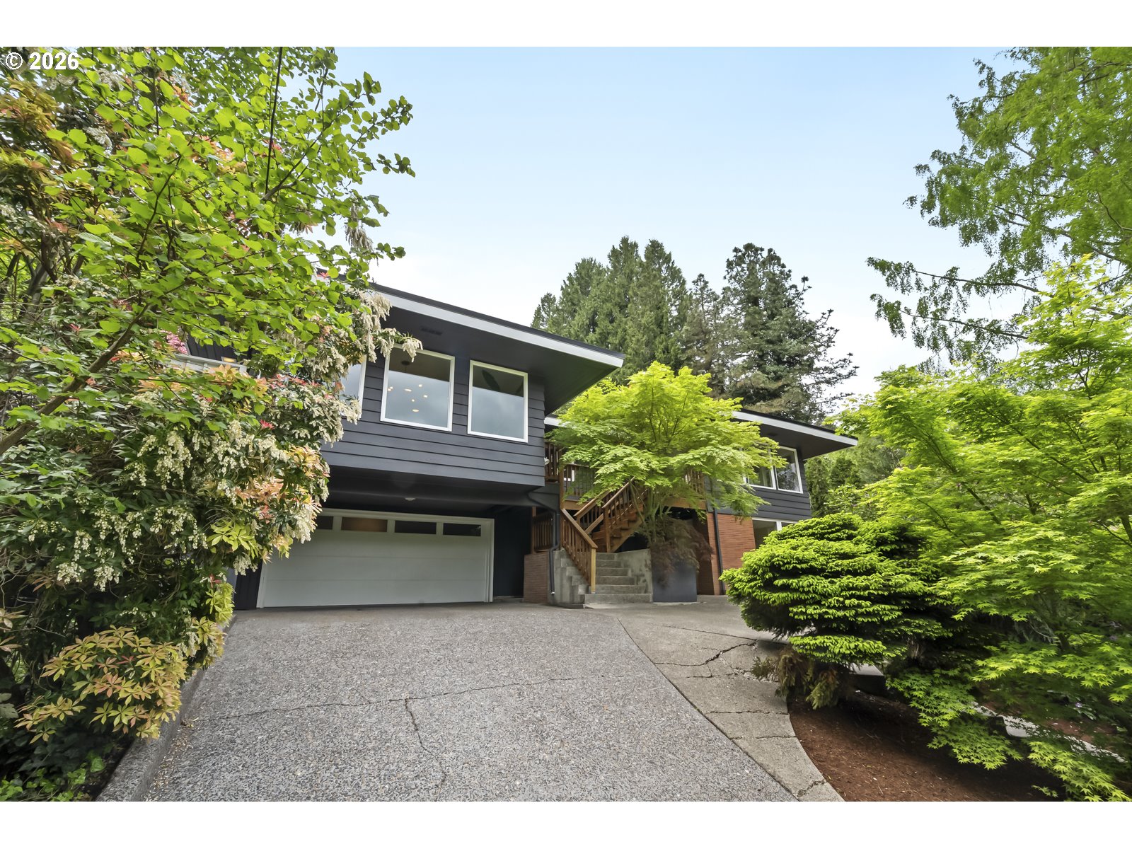 4000 Southeast Aldercrest Road Milwaukie, OR 97222 - Photo 2 of 48