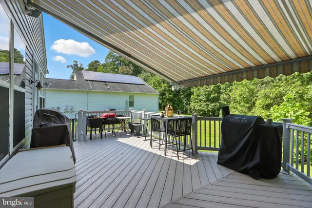 a view of living room with furniture and garden