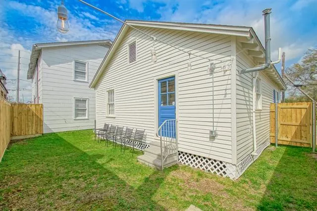 $2,000 | 610 Pink Street, Metairie, LA 70005