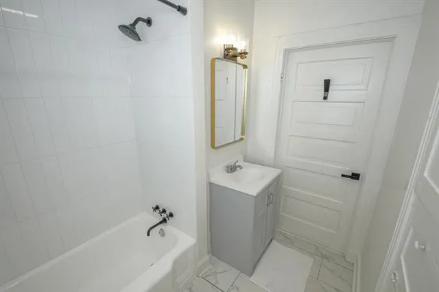 $2,000 | 610 Pink Street, Metairie, LA 70005