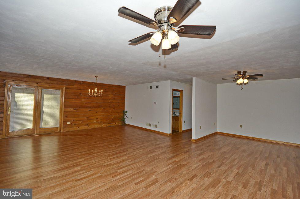 5282 Sinsheim Road Spring Grove, PA 17362 - Photo 3 of 25