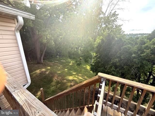 1024 Crestview Avenue Reading, PA 19607 - Photo 28 of 38 Deck
