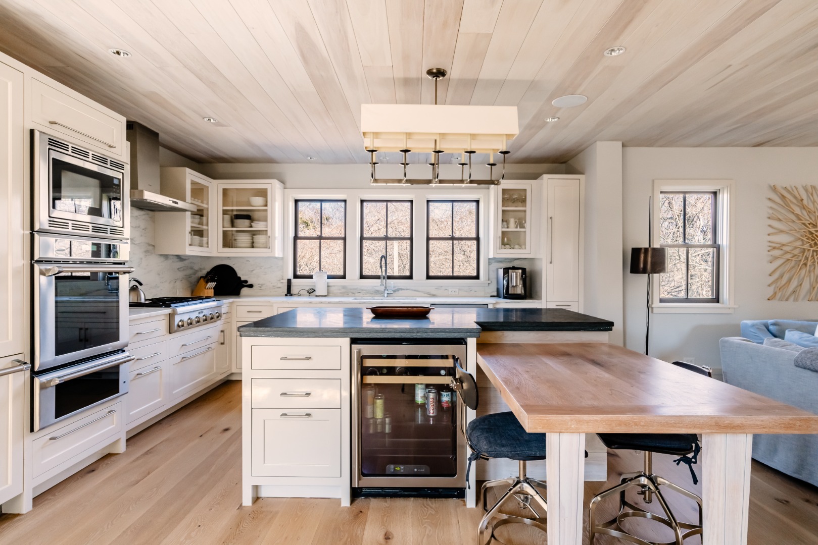 7 Pilgrim Court Nantucket, MA 02554 - Photo 11 of 43