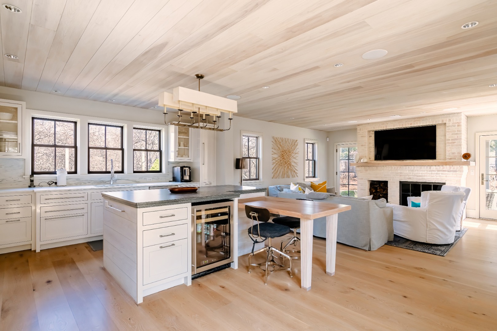 7 Pilgrim Court Nantucket, MA 02554 - Photo 12 of 43