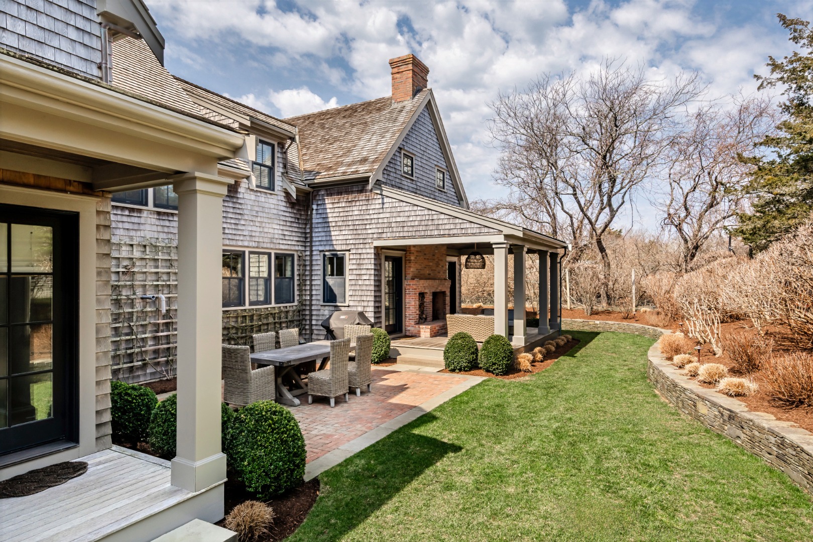 7 Pilgrim Court Nantucket, MA 02554 - Photo 3 of 43
