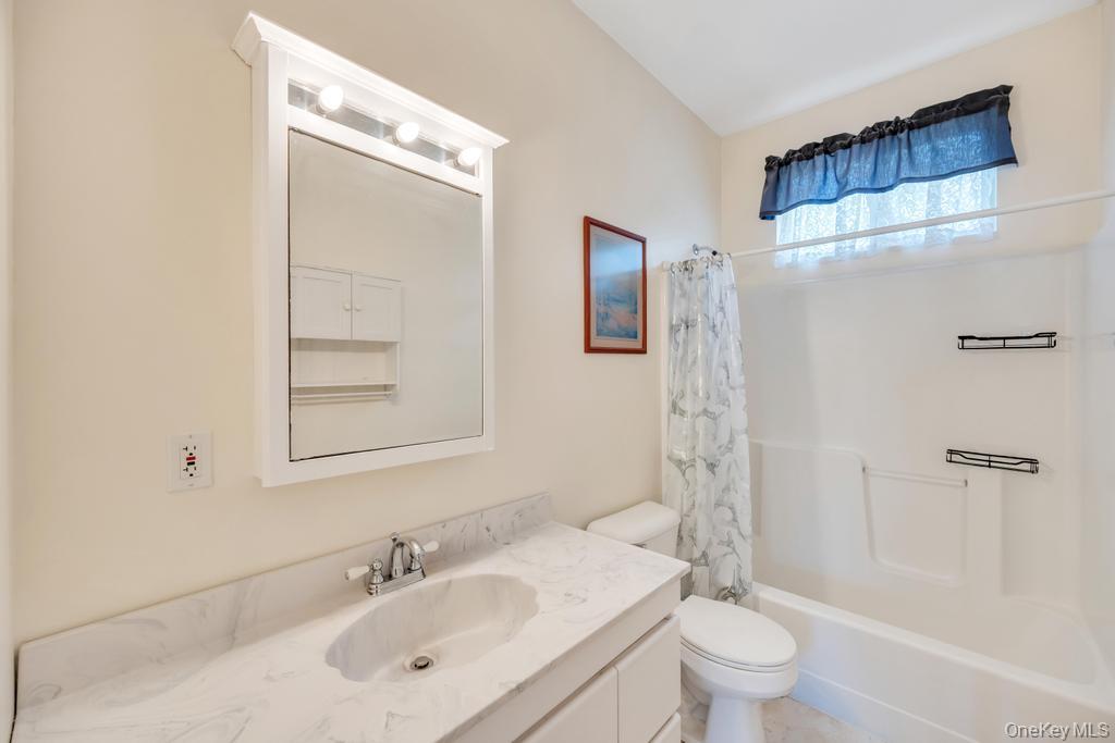 32 Prince Road Rocky Point, NY 11778 - Photo 22 of 43