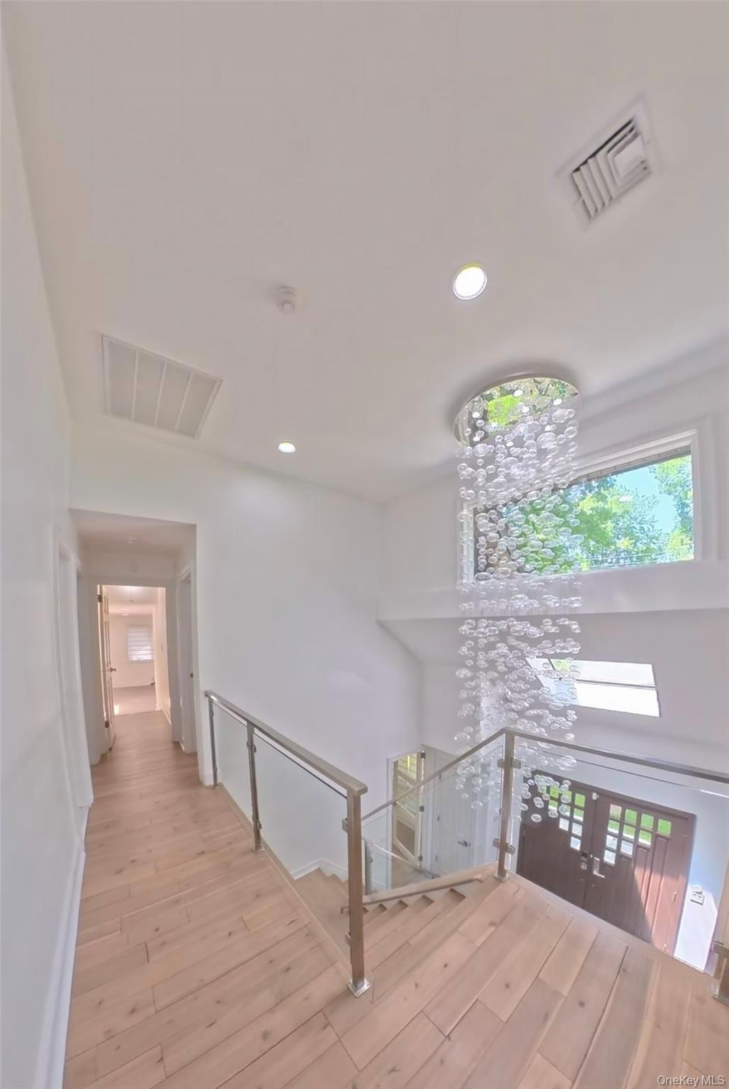 44 Warner Road Huntington, NY 11743 - Photo 18 of 37