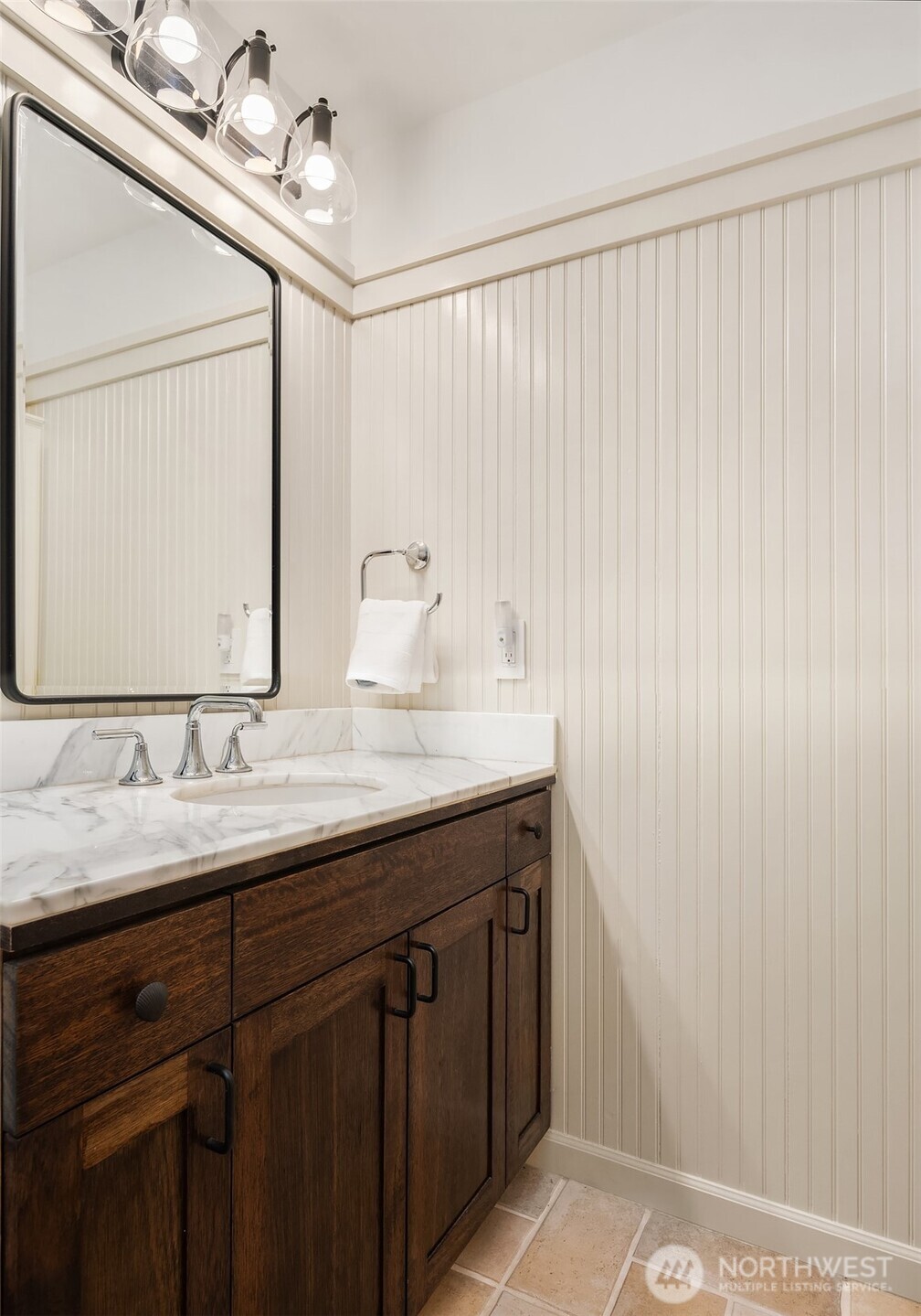 10153 Southwest 263rd Street Vashon, WA 98070 - Photo 24 of 39