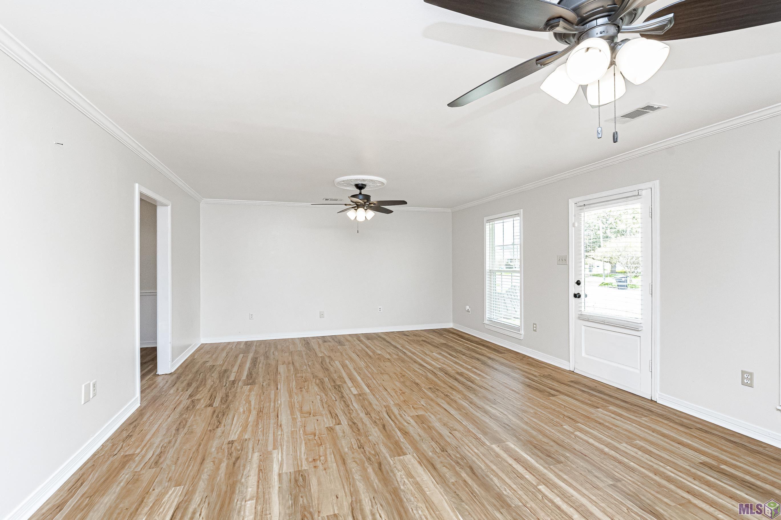 15611 Springwood Avenue Baton Rouge, LA 70817 - Photo 5 of 18 Gallery Image 5