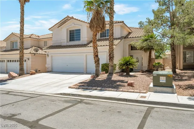 $619,999 | 9923 Sierra Canyon Way, Las Vegas, NV 89147
