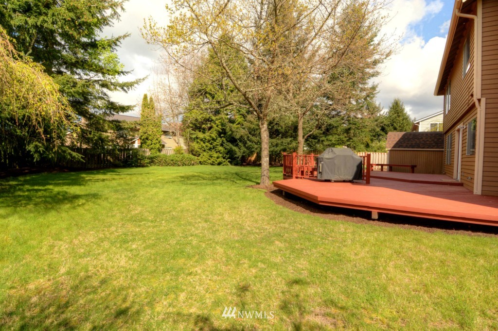 20910 33rd Drive Southeast Bothell, WA 98021 - Photo 20 of 21