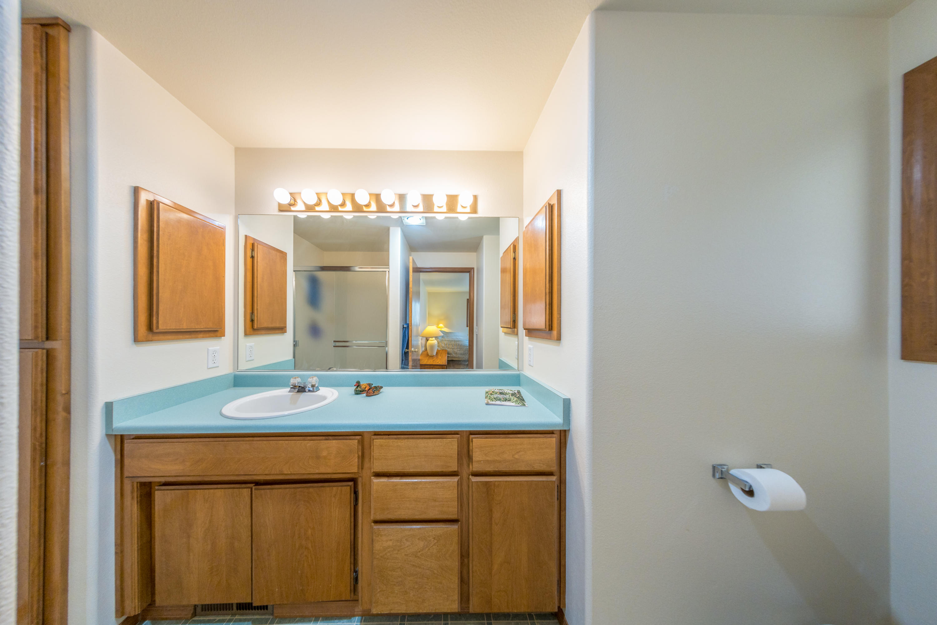 12497 Duggan Road White City, OR 97503 - Photo 12 of 17 079A2690-Edit