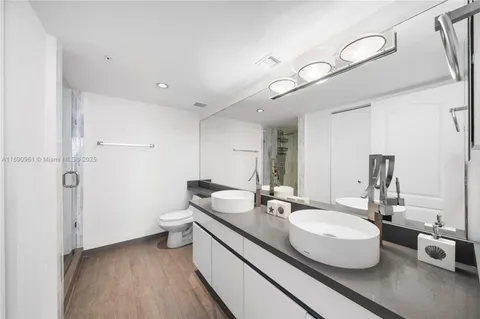 $849,000 | 1900 Sunset Harbour Drive, Unit 2315, Miami Beach, FL 33139