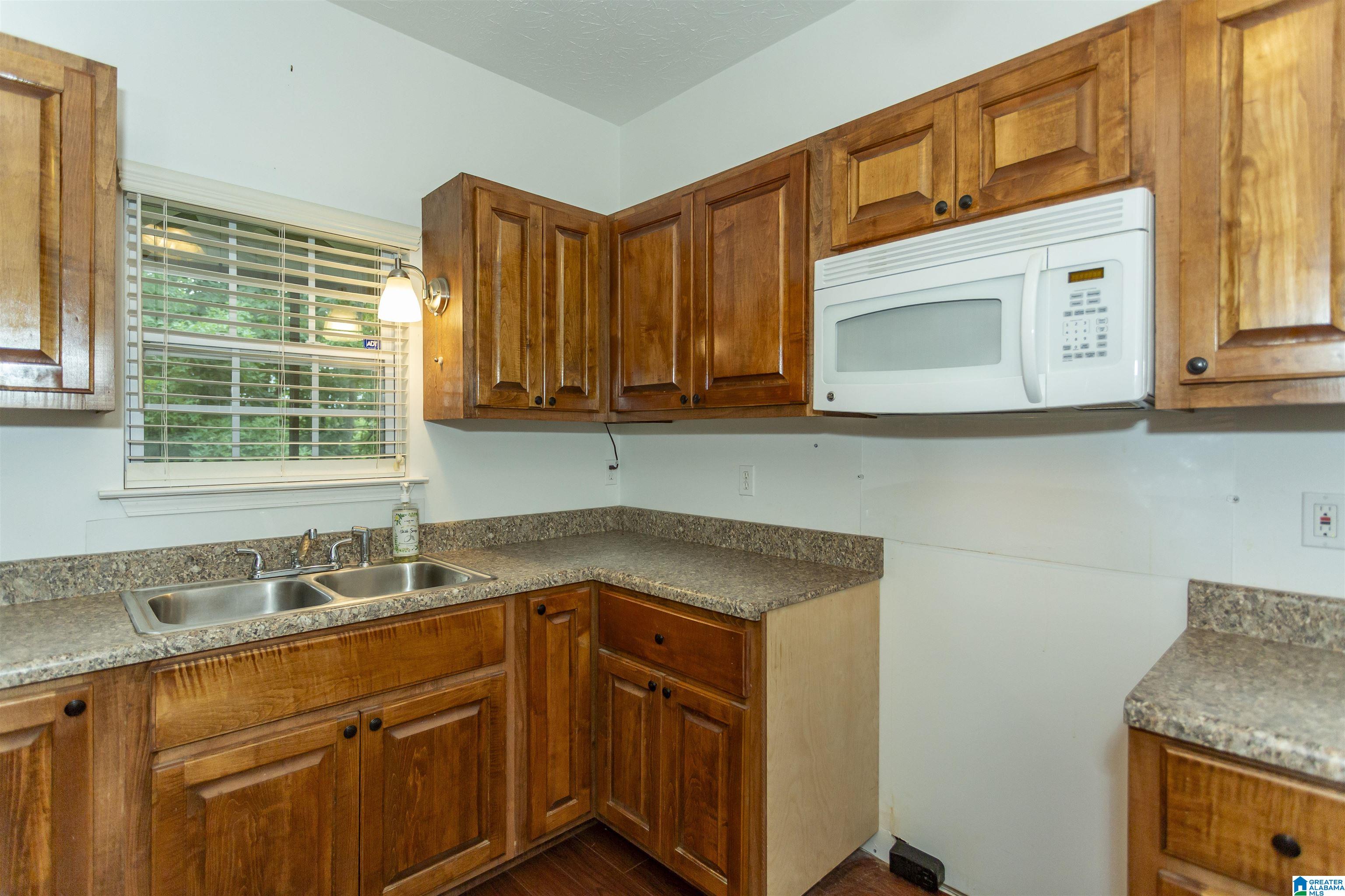 6033 Stemley Road Talladega, AL 35160 - Photo 23 of 85