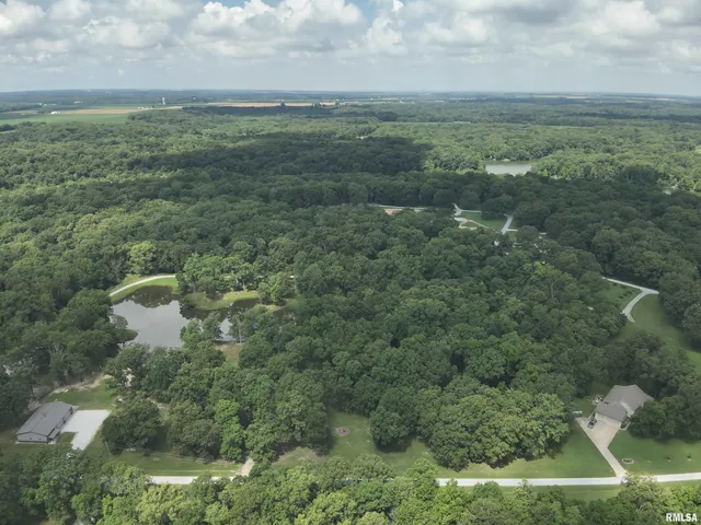 $18,000 | Lot 57 Wildwood Place, Dix, IL 62830