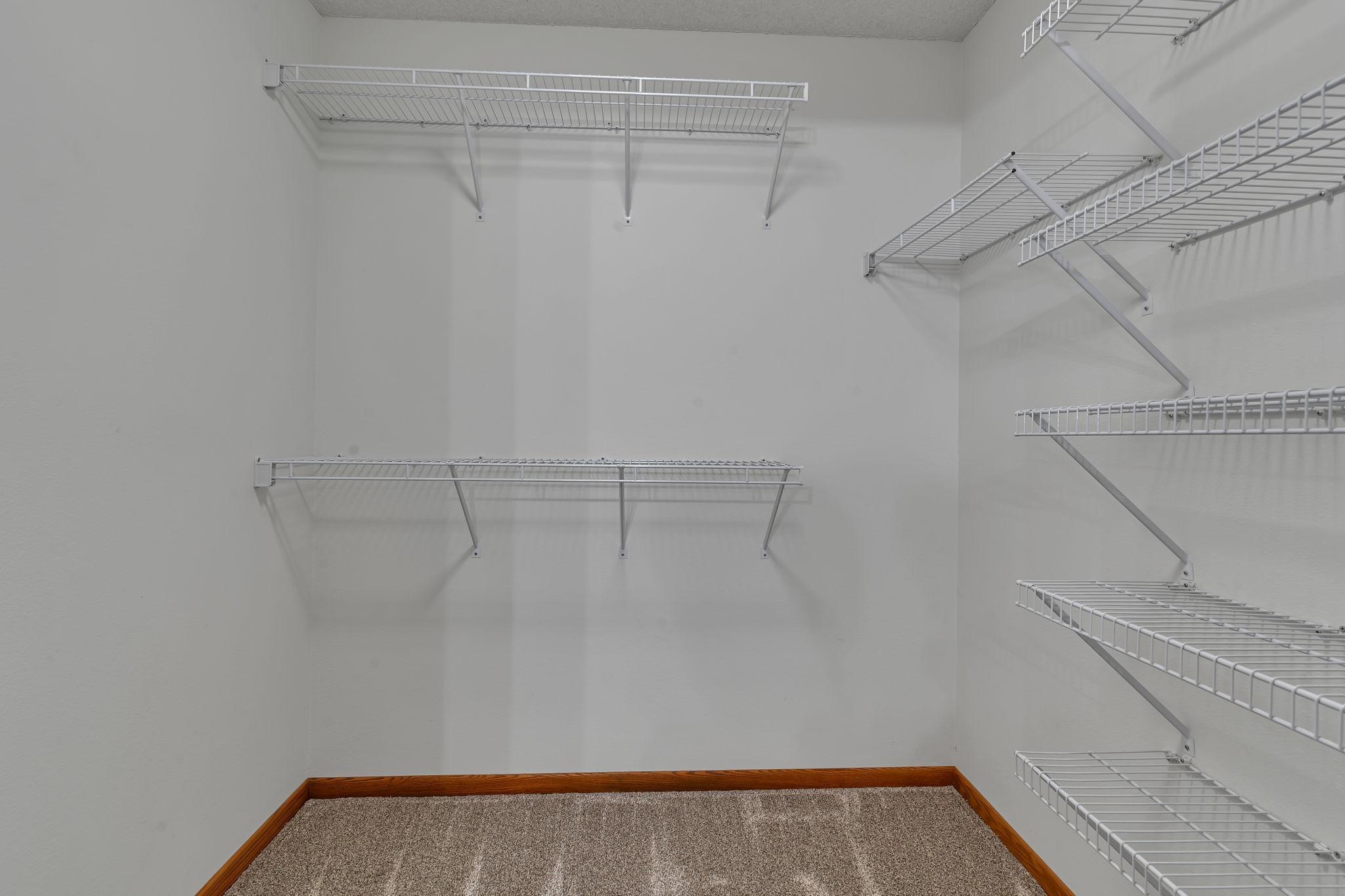 2608 10th Street Southwest Willmar, MN 56201 - Photo 22 of 31