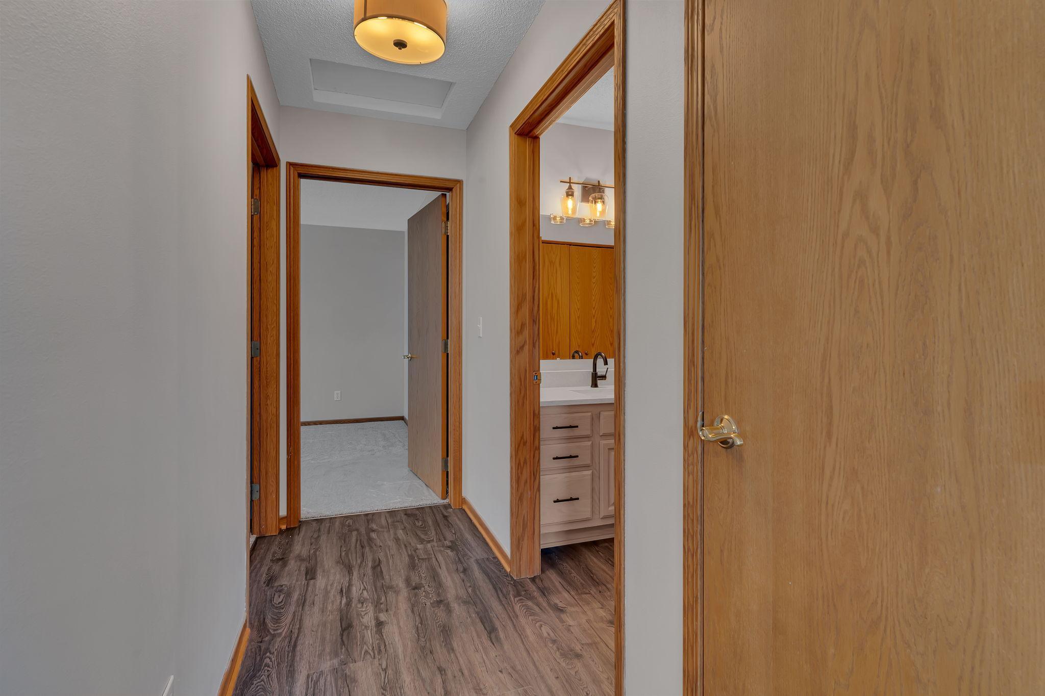 2608 10th Street Southwest Willmar, MN 56201 - Photo 23 of 31