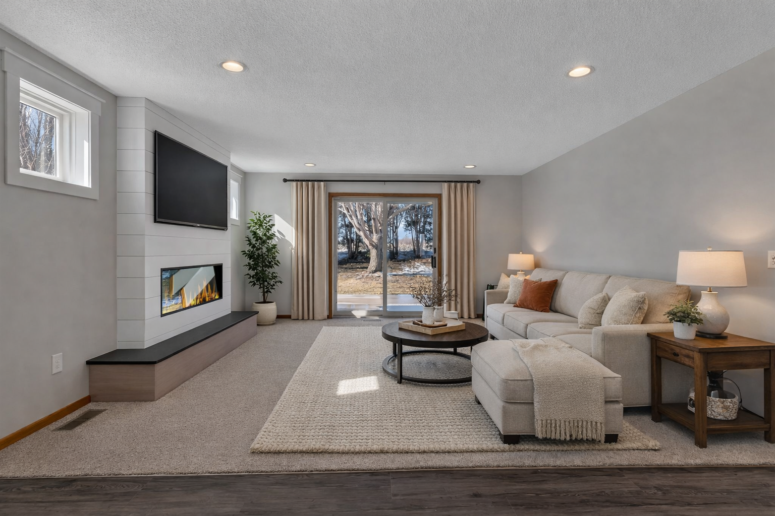 2608 10th Street Southwest Willmar, MN 56201 - Photo 9 of 31