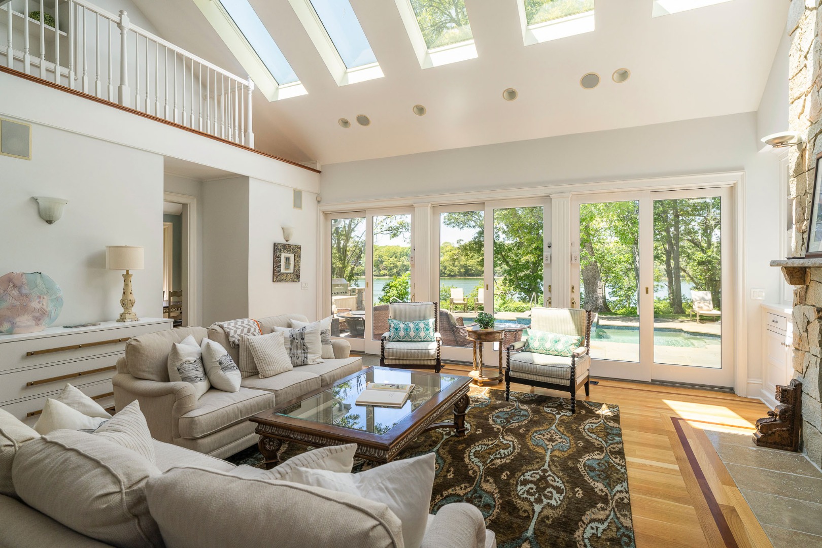 385 Barnes Road Oak Bluffs, MA 02557 - Photo 17 of 70