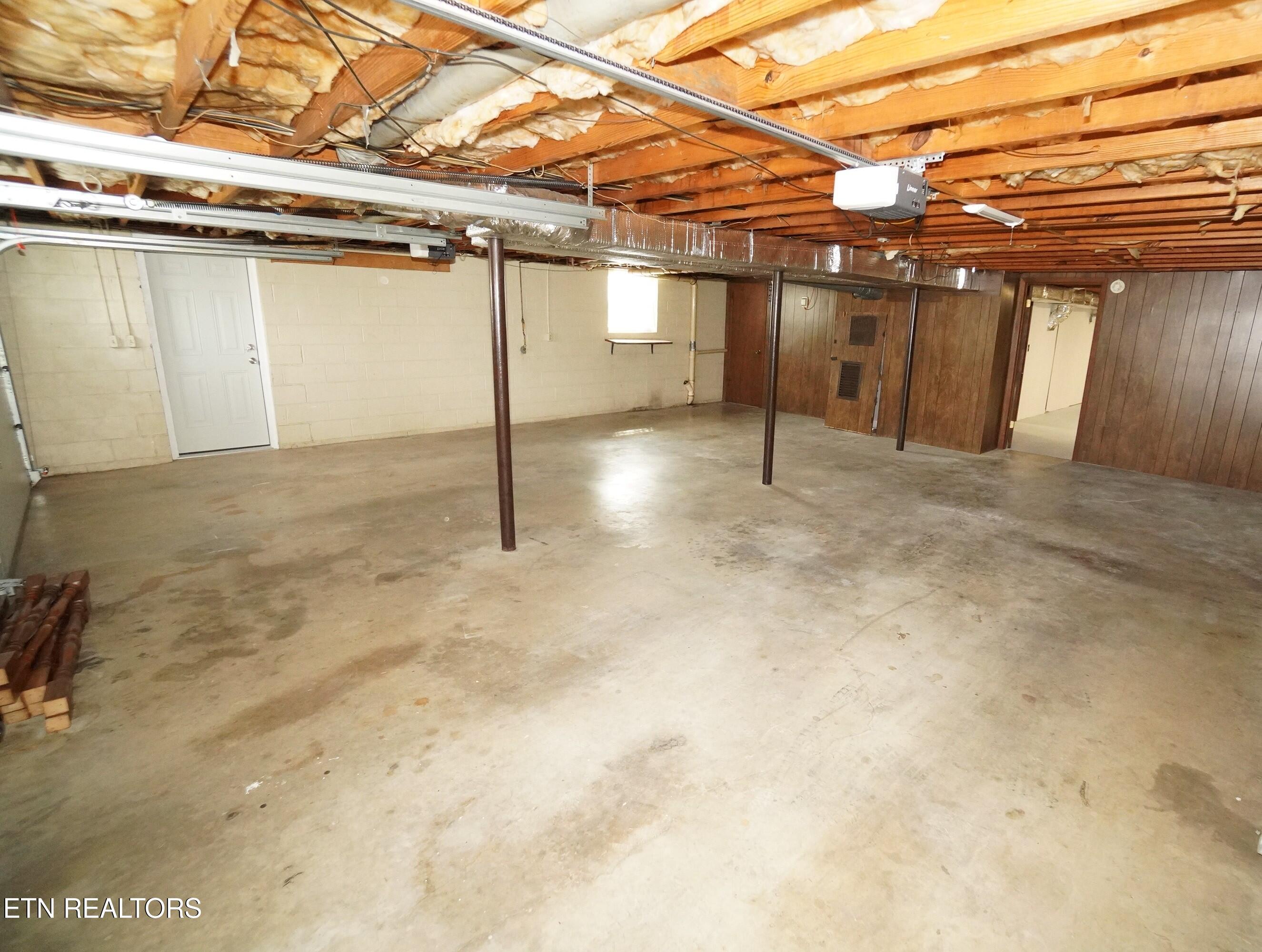 633 Shaver Drive Talbott, TN 37877 - Photo 28 of 43 interior updated (27)