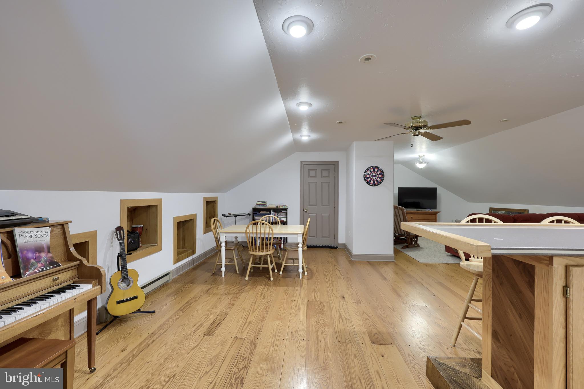 809 Furnace Hills Pike Lititz, PA 17543 - Photo 33 of 44 Gallery Image 33