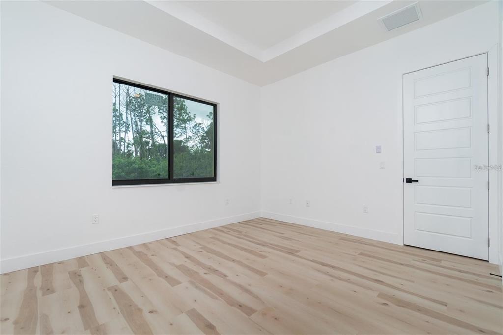 289 Albatross Road Rotonda West, FL 33947 - Photo 10 of 30