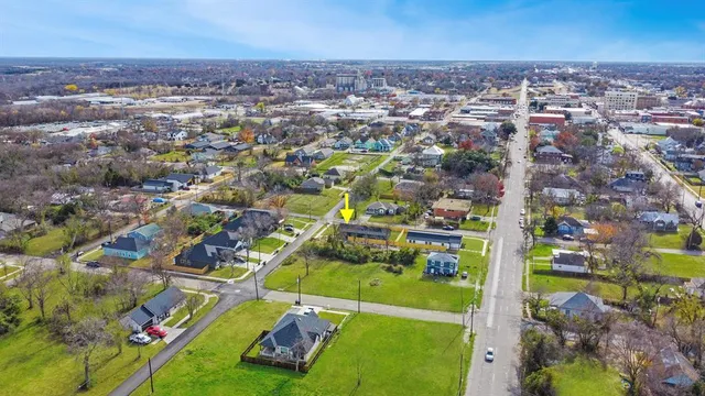 $1,695 | 1850 Stuart Street, Greenville, TX 75401