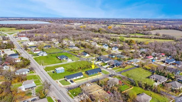 $1,695 | 1850 Stuart Street, Greenville, TX 75401