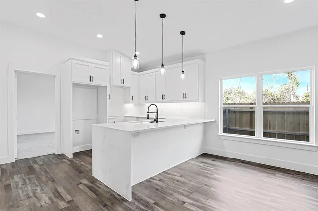 $1,695 | 1850 Stuart Street, Greenville, TX 75401