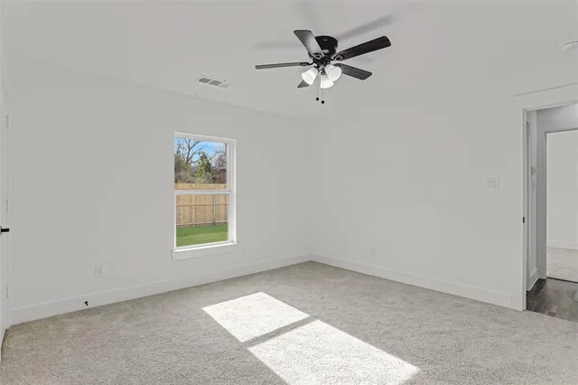 $1,695 | 1850 Stuart Street, Greenville, TX 75401