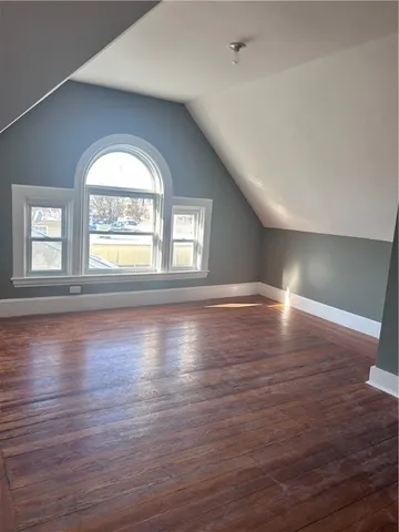 $2,000 | 181 Reynolds Avenue, Unit 3, Providence, RI 02905