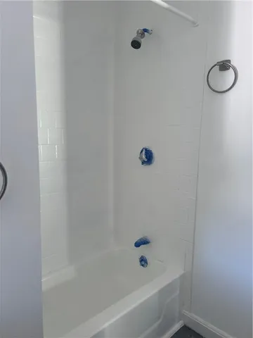 $2,000 | 181 Reynolds Avenue, Unit 3, Providence, RI 02905