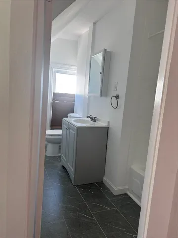 $2,000 | 181 Reynolds Avenue, Unit 3, Providence, RI 02905