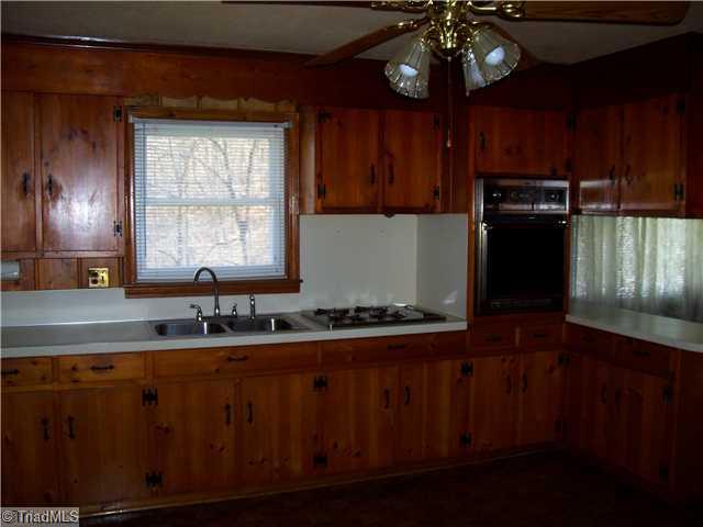 120 Queens Road Lexington, NC 27292 - Photo 3 of 8 Kitchen.